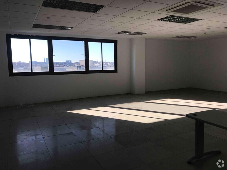 Office in Alcobendas, Madrid for lease - Interior Photo - Image 1 of 1