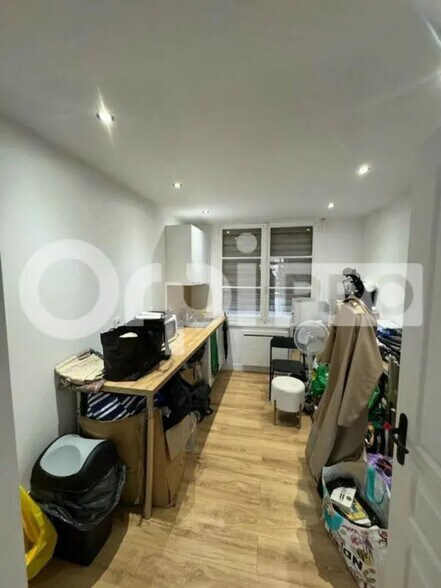 Retail in Soissons for lease - Building Photo - Image 3 of 4