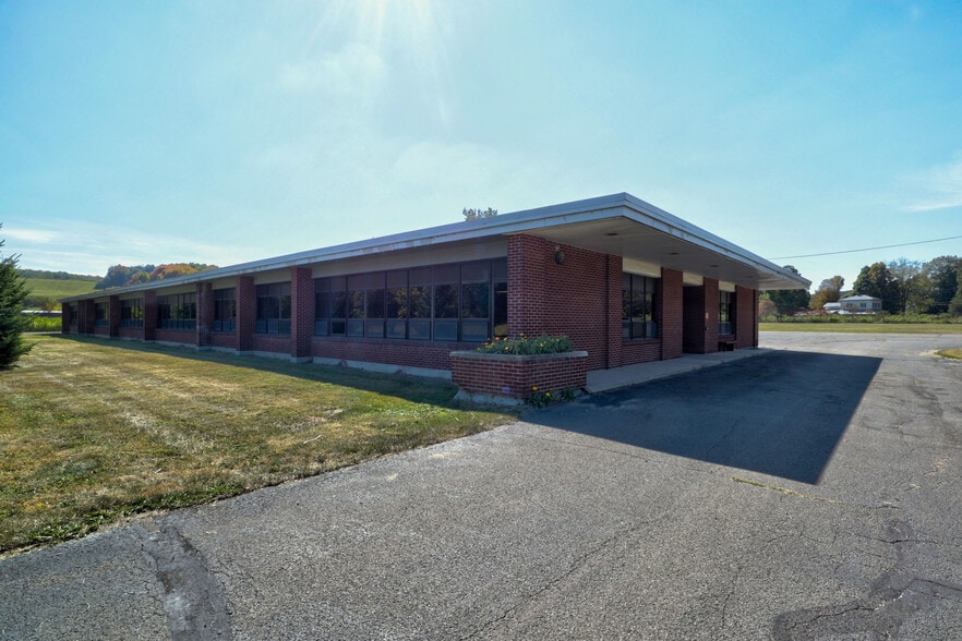 4960 Hill Rd, Kennedy, NY for sale - Primary Photo - Image 1 of 50