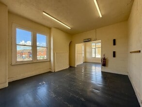 18 Victoria St, Crewe for lease Interior Photo- Image 1 of 5