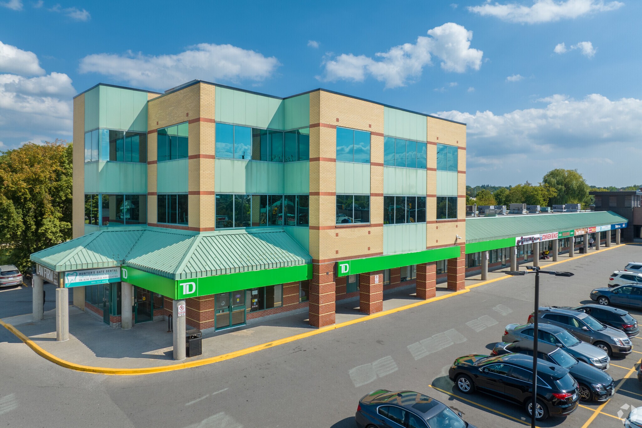 14845 Yonge St, Aurora, ON for sale Primary Photo- Image 1 of 1