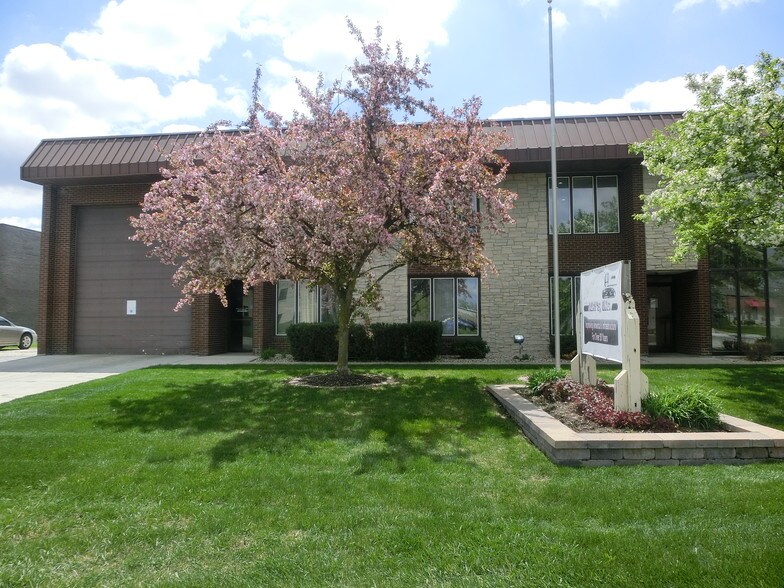 7455 Duvan Dr, Tinley Park, IL for sale - Building Photo - Image 1 of 1