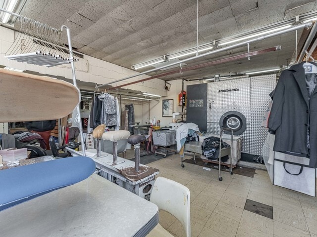 1060 Busse Hwy, Park Ridge, IL for sale - Building Photo - Image 3 of 11