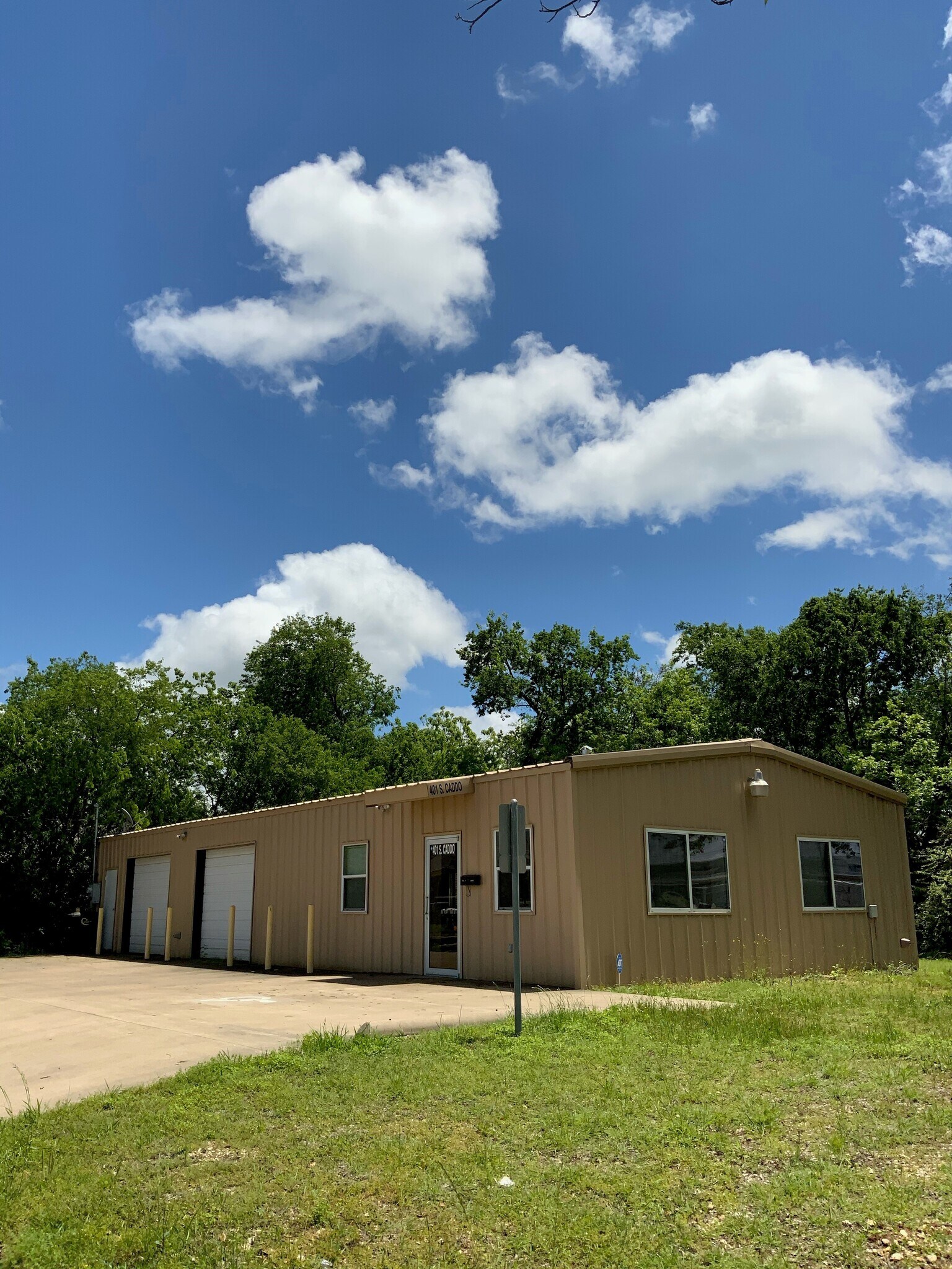 401 S Caddo St, Cleburne, TX for sale Primary Photo- Image 1 of 1