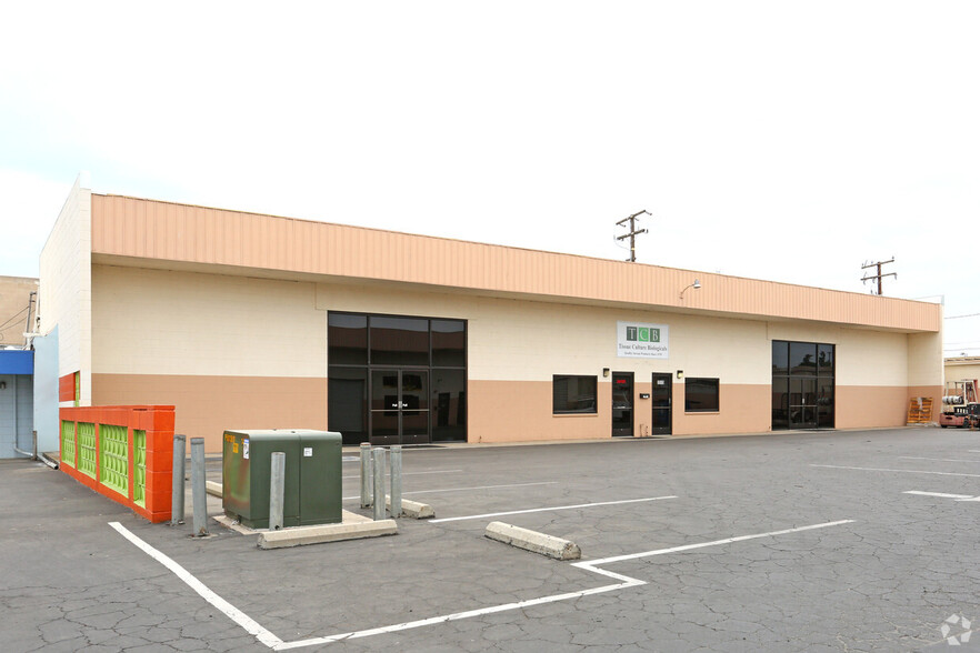 1515 E Tulare Ave, Tulare, CA for lease - Building Photo - Image 3 of 31