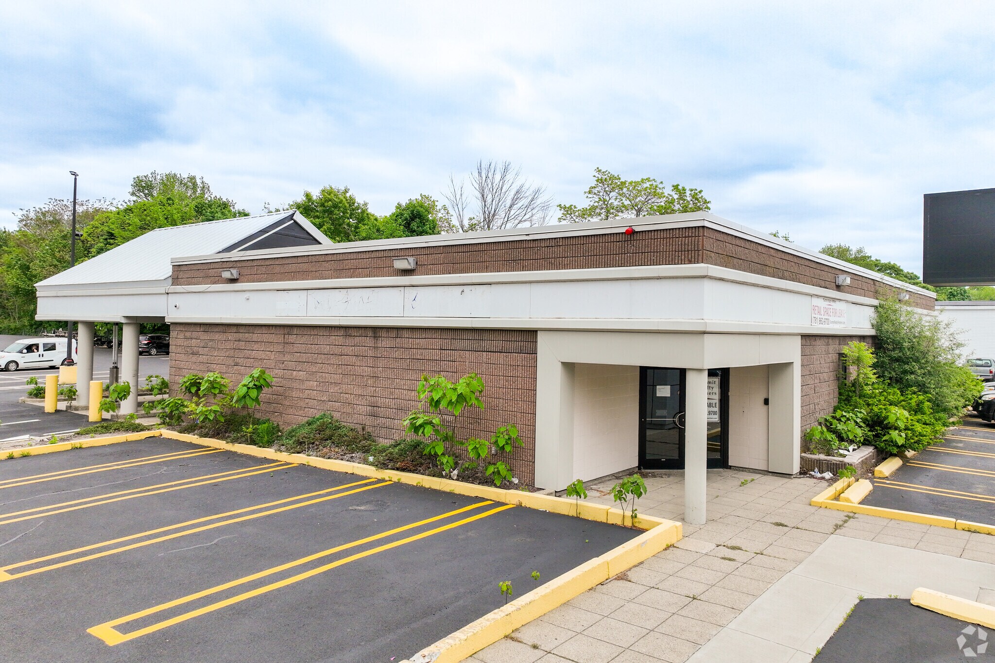 788-800 South Franklin Street, Holbrook, MA for sale Primary Photo- Image 1 of 1