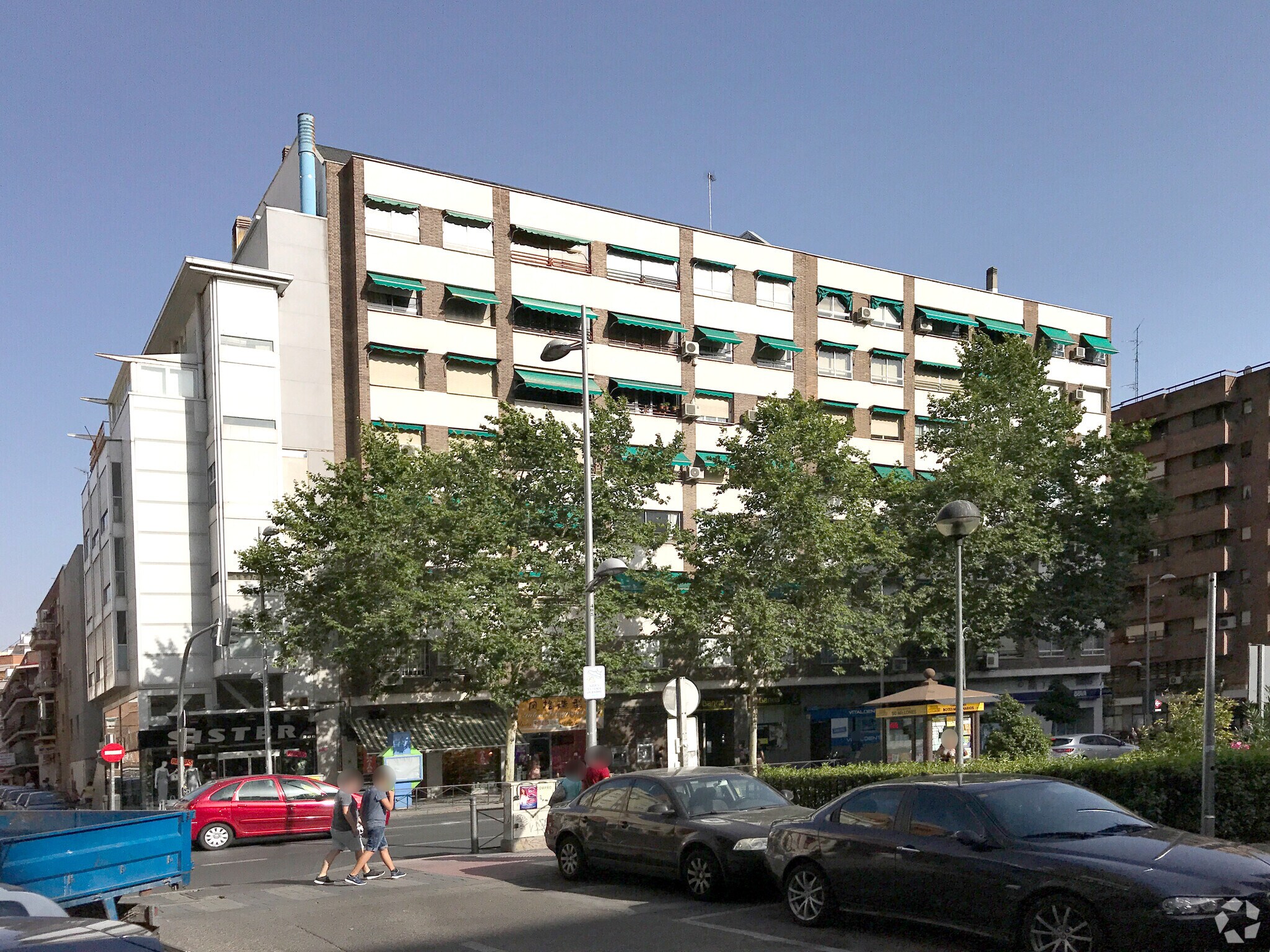 Calle Roble, 1-3, Madrid, Madrid for sale Primary Photo- Image 1 of 1