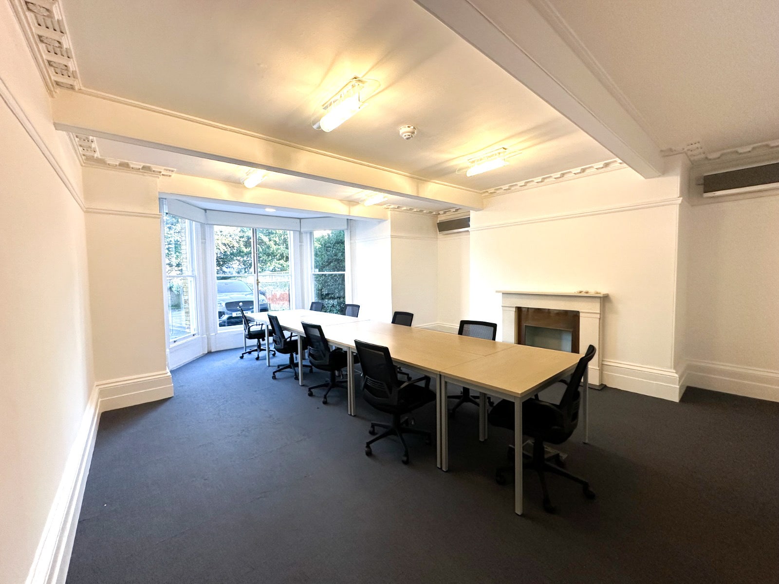 6 Lower Teddington Rd, Kingston Upon Thames for lease Interior Photo- Image 1 of 4