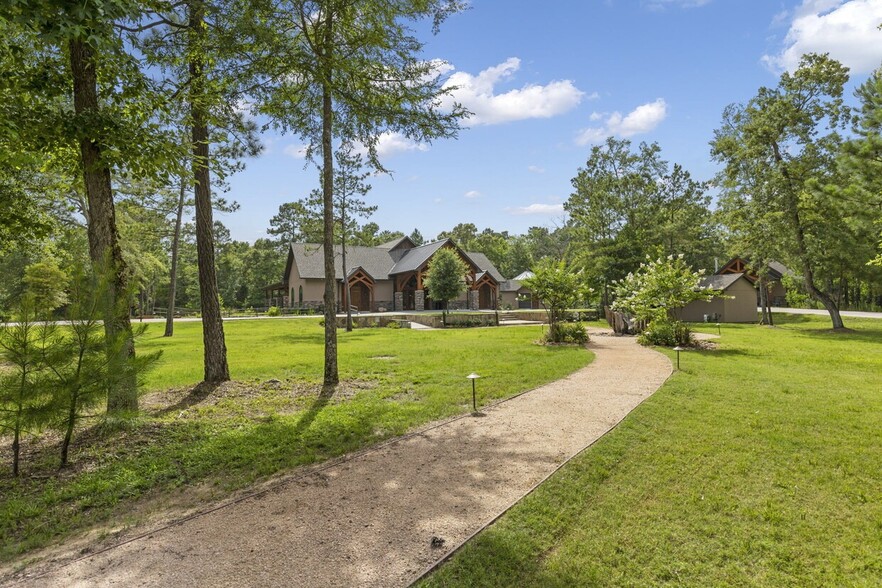 30663 Moore Rd, Magnolia, TX for sale - Primary Photo - Image 3 of 52