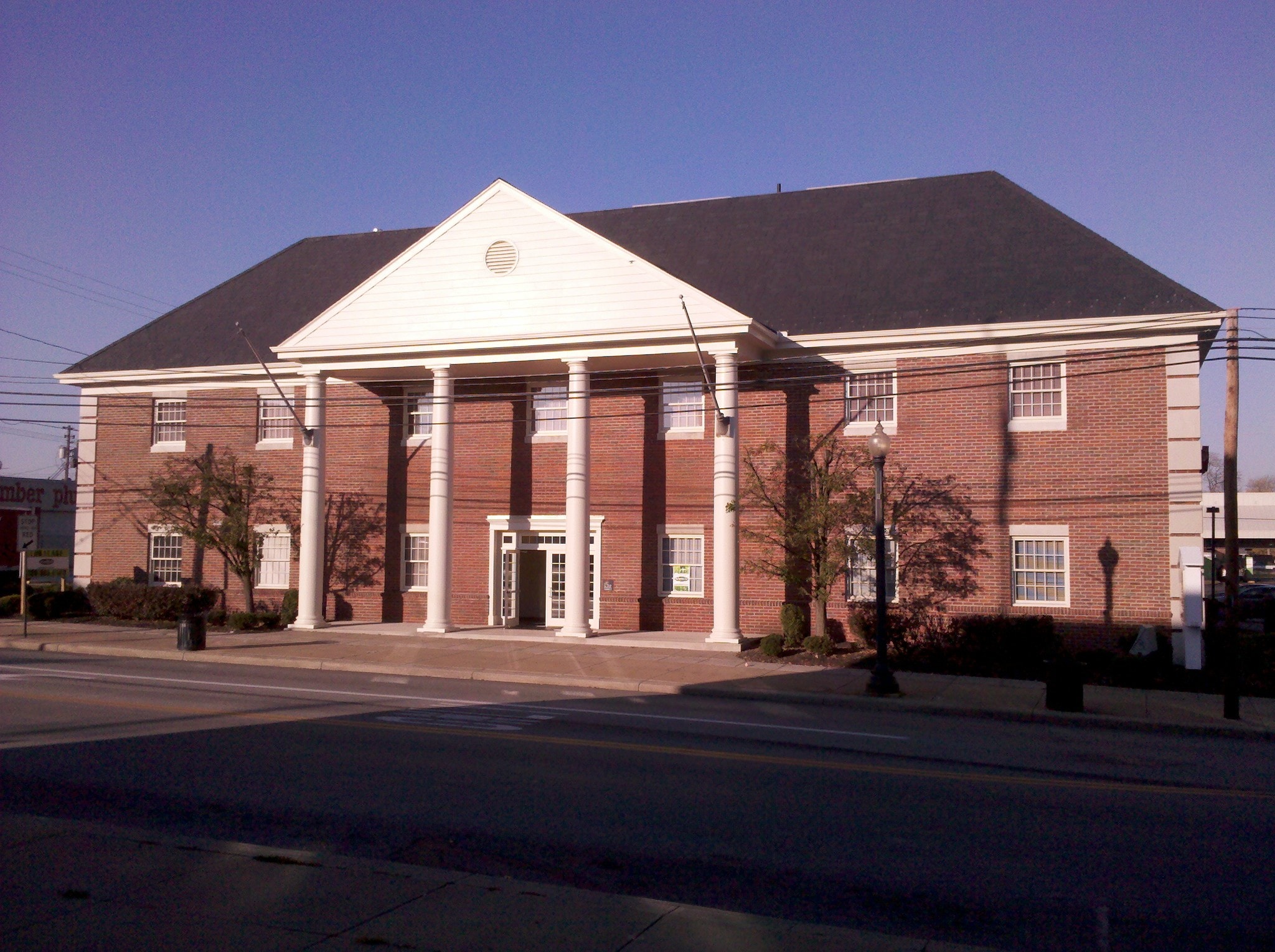 145 N Chestnut St, Ravenna, OH for lease Building Photo- Image 1 of 2