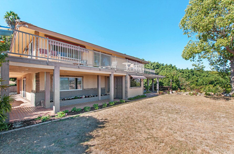 1721 Wild Acres Rd, Vista, CA for sale - Building Photo - Image 1 of 1