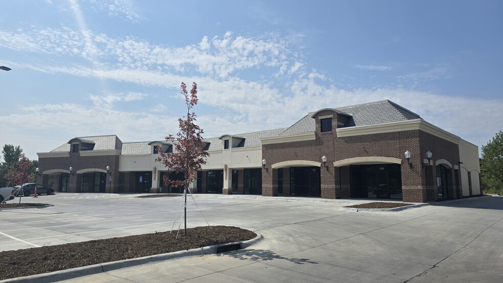 16510 Bedford Ave, Omaha, NE for lease - Building Photo - Image 3 of 12