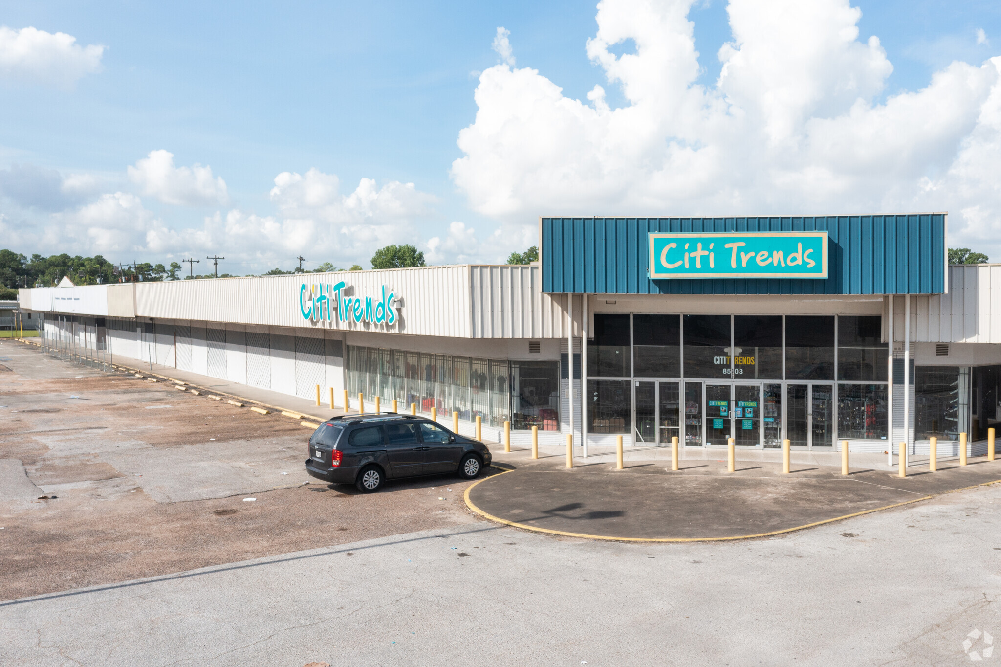 8415 Mesa Dr, Houston, TX for lease Building Photo- Image 1 of 8