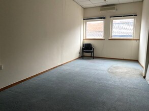 19-20 Cornhill, Lincoln for lease Interior Photo- Image 2 of 4