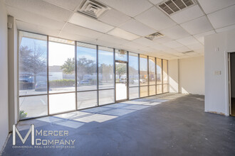 2837-2849 Galleria Dr, Arlington, TX for lease Interior Photo- Image 2 of 7