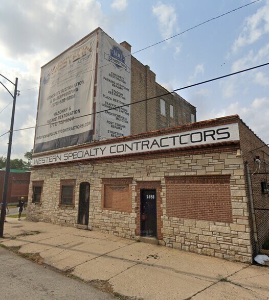 2658 W Van Buren St, Chicago, IL for lease - Building Photo - Image 1 of 1