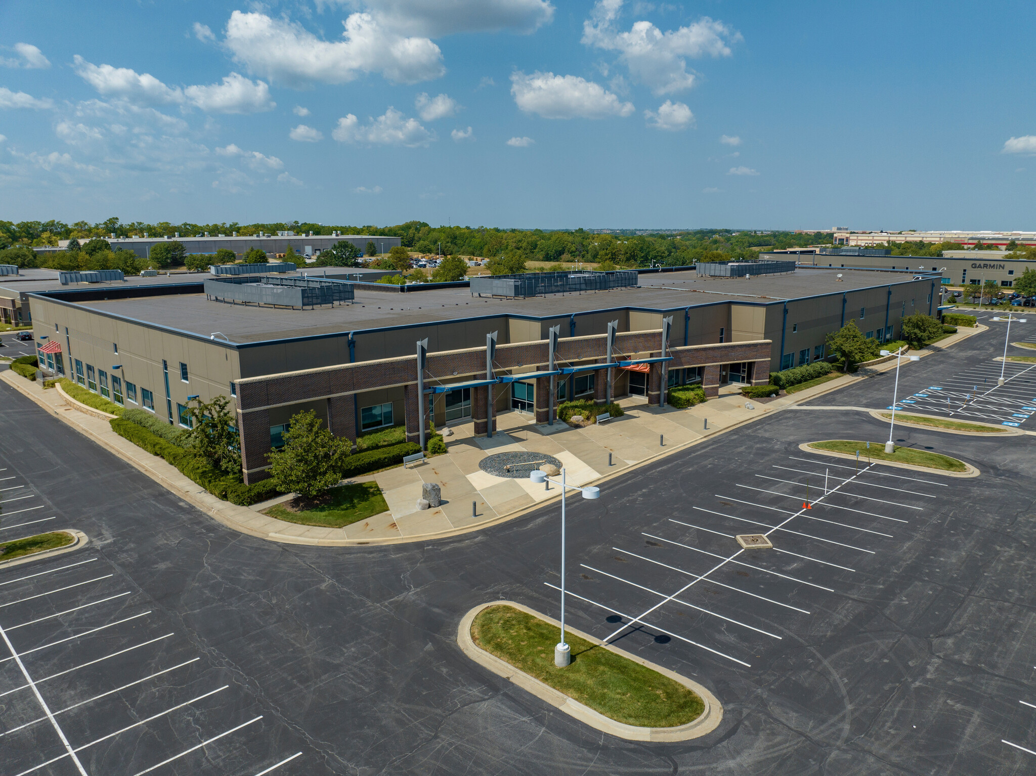 17200 W 119th St, Olathe, KS for lease Building Photo- Image 1 of 6