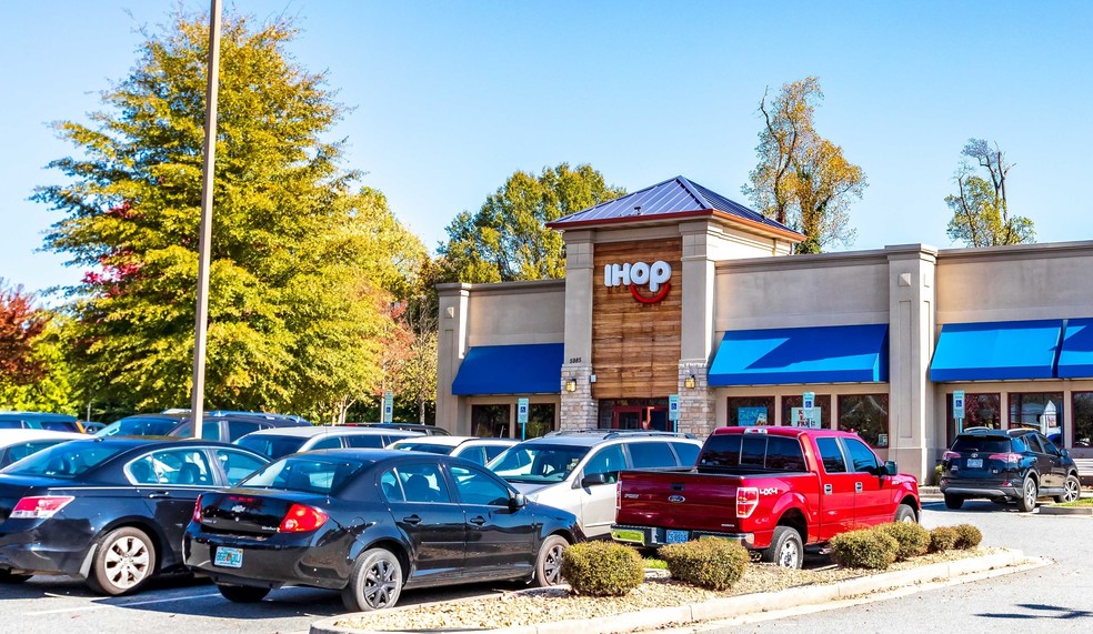 Ihop university deals