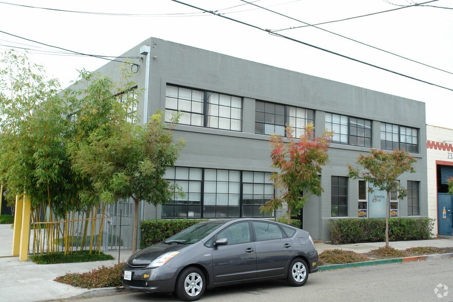 2332 5th St, Berkeley, CA for lease - Primary Photo - Image 1 of 9