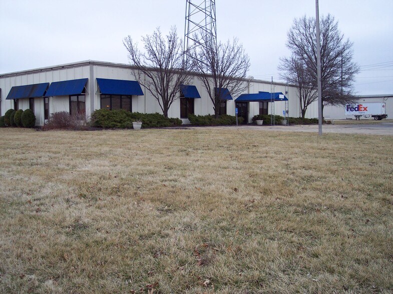 4100 Sw Southgate Dr, Topeka, KS for sale - Building Photo - Image 1 of 1