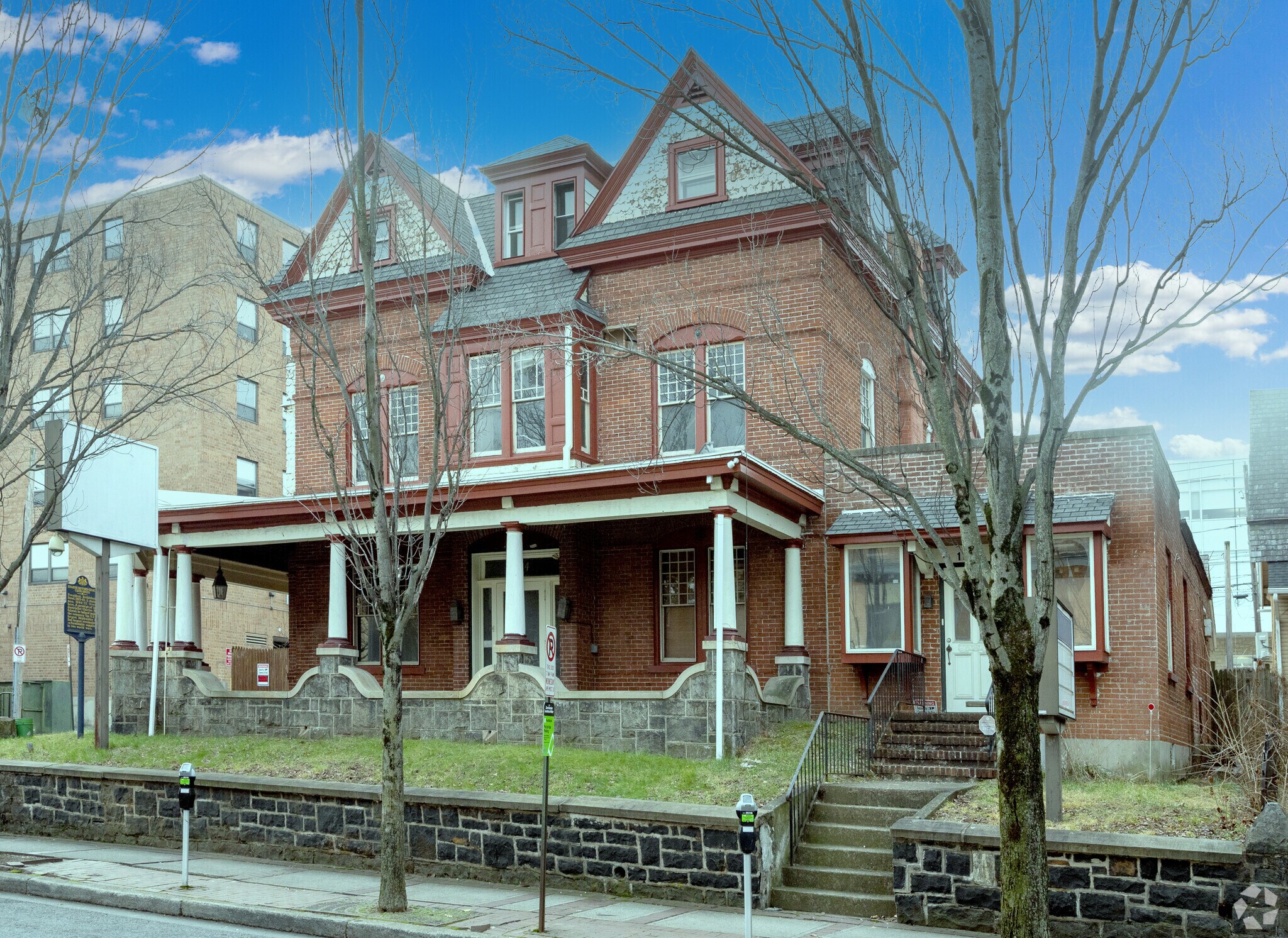 114 W 4th St, Bethlehem, PA for sale Primary Photo- Image 1 of 1