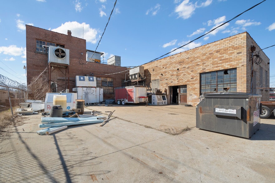 120 E Broadway St, West Memphis, AR for sale - Building Photo - Image 3 of 17