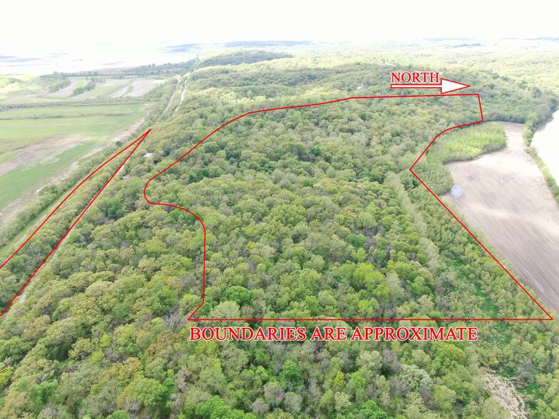 Holt 340 Hwy, Amazonia, MO for sale - Primary Photo - Image 1 of 6