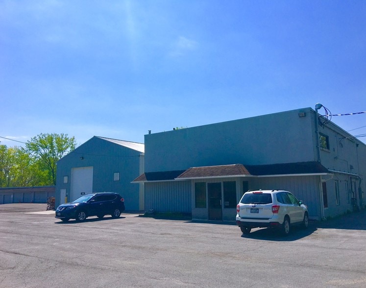 4575 Buckley Rd, Liverpool, NY for sale - Building Photo - Image 1 of 1