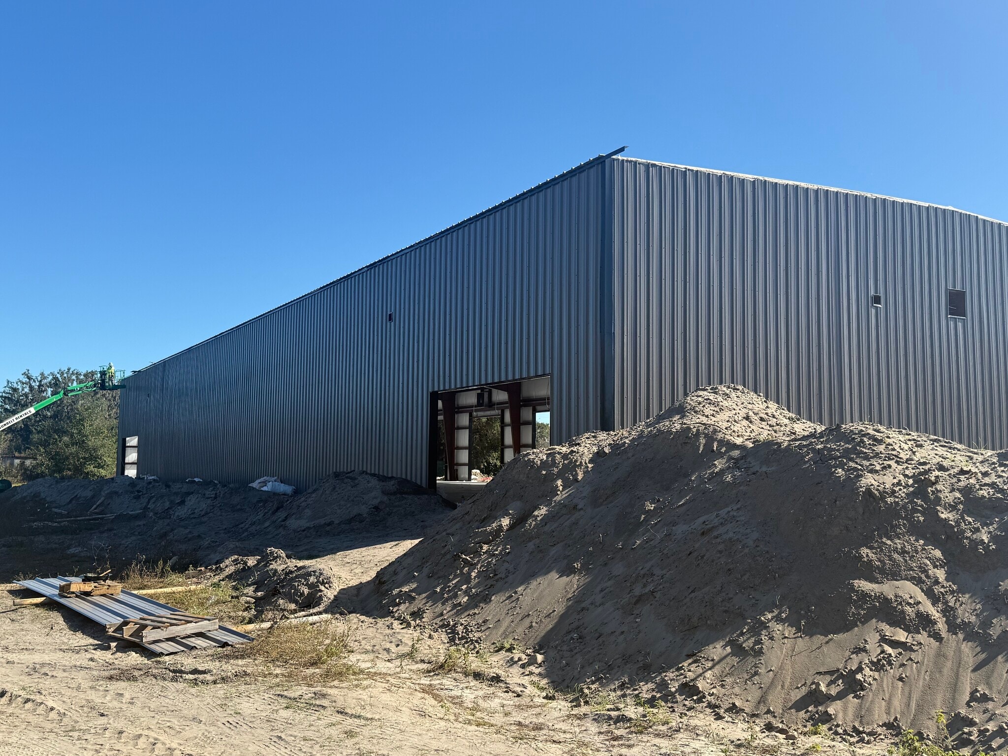 3023 E C 48, Center Hill, FL for lease Building Photo- Image 1 of 11