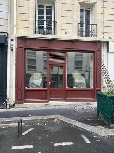 Office in Paris for lease - Building Photo - Image 1 of 6