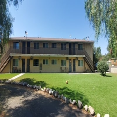 17717 Scherzinger Ln, Santa Clarita, CA for sale - Building Photo - Image 1 of 19