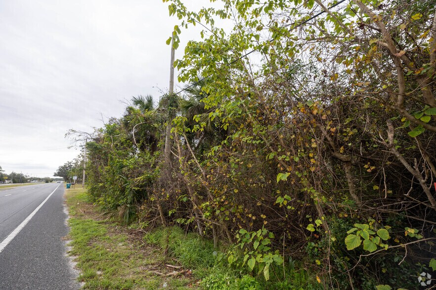 5796 Highway 1, Mims, FL for sale - Primary Photo - Image 1 of 1