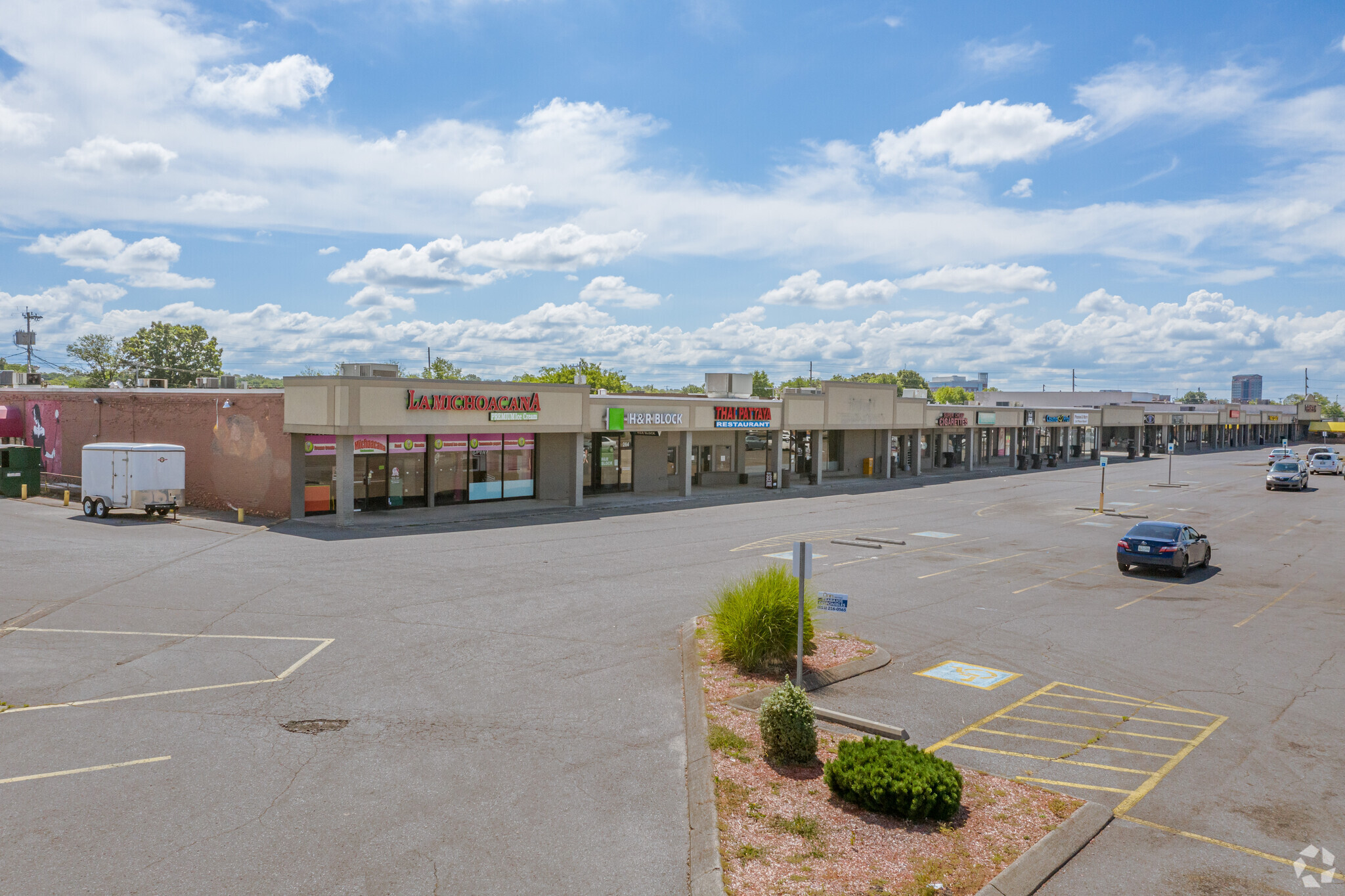 790-810 NW Broad St, Murfreesboro, TN for lease Building Photo- Image 1 of 4