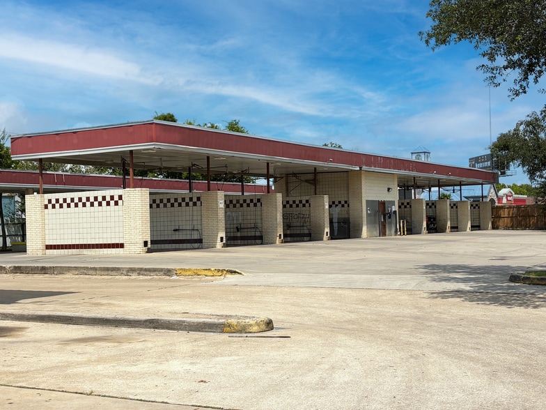 6510 W 43rd St, Houston, TX for lease - Building Photo - Image 3 of 5