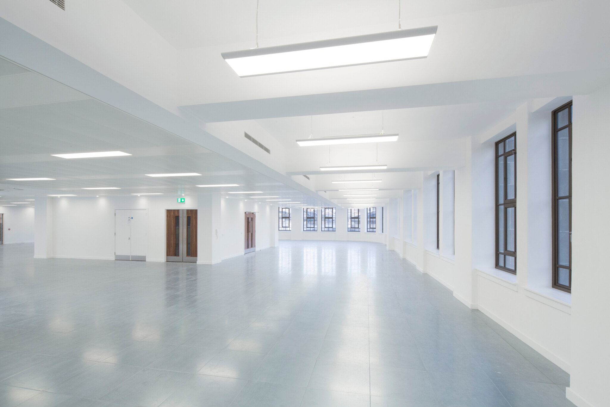 100 Queen St, Glasgow for lease Interior Photo- Image 1 of 2