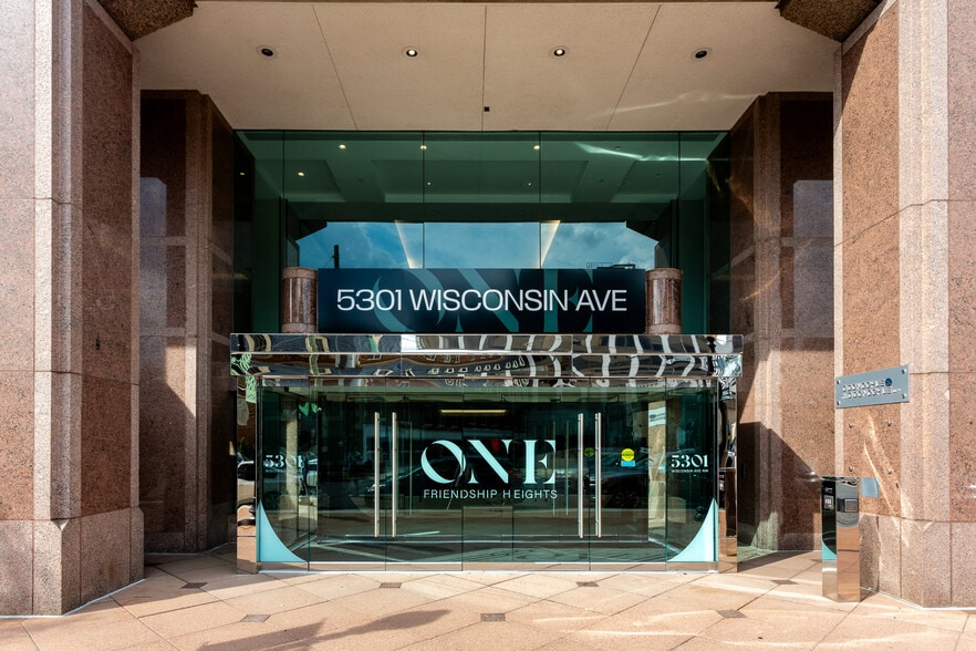 5301 Wisconsin Ave NW, Washington, DC for lease - Building Photo - Image 2 of 8