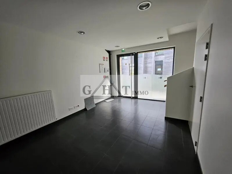 Industrial in Moissy-Cramayel for lease Lobby- Image 1 of 7