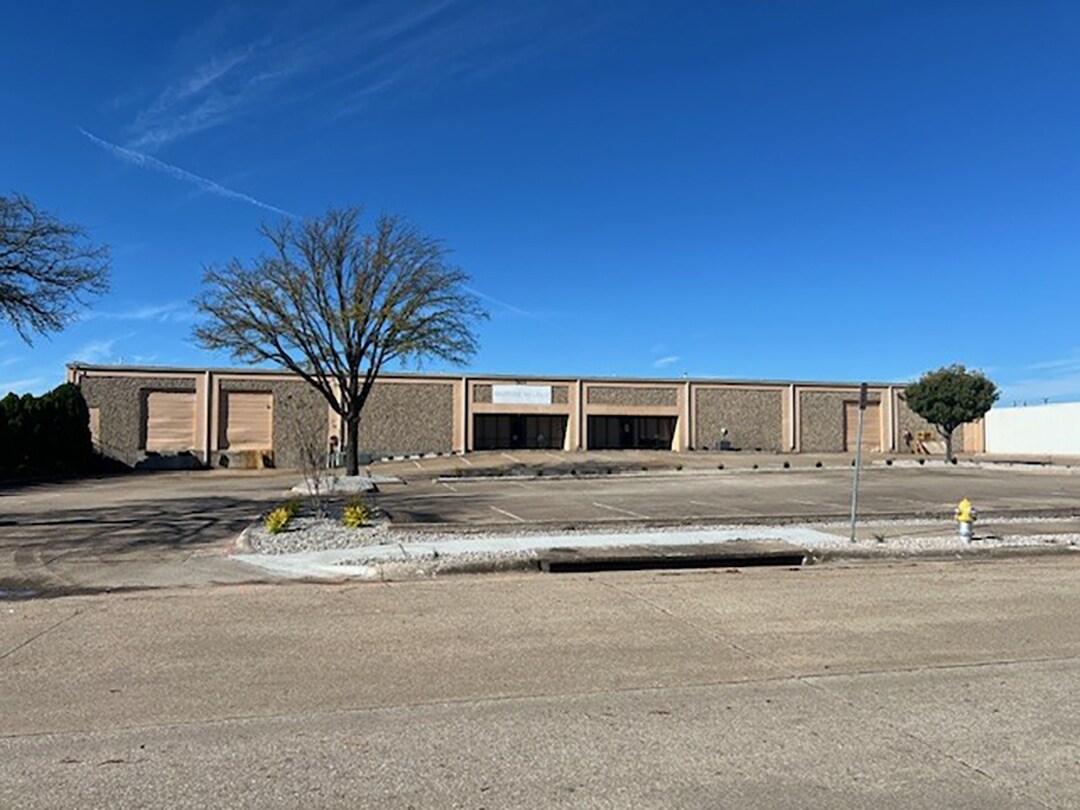 501 Industrial Dr, Richardson, TX for lease Building Photo- Image 1 of 23