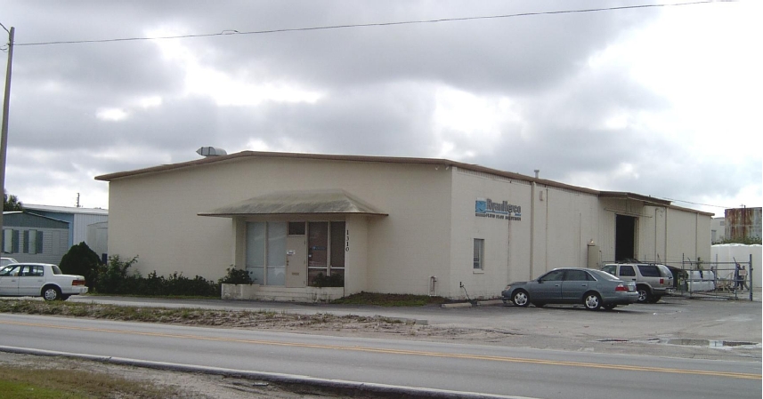 1060 Central Florida Pky, Orlando, FL for lease - Primary Photo - Image 1 of 6