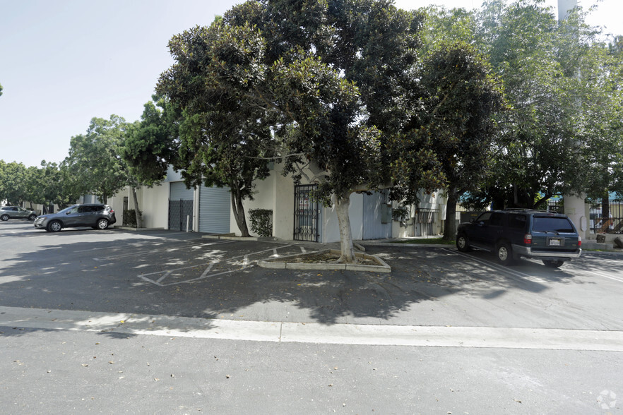 3738-3742 W Century Blvd, Inglewood, CA for lease - Building Photo - Image 2 of 6