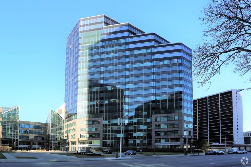 1001 Lakeside Ave E, Cleveland, OH for sale - Building Photo - Image 1 of 1