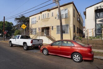 1519 W 30th St, Los Angeles, CA for lease Building Photo- Image 2 of 8