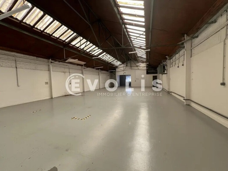 Avenue De Choisy, Villeneuve-Saint-Georges for lease - Interior Photo - Image 3 of 9