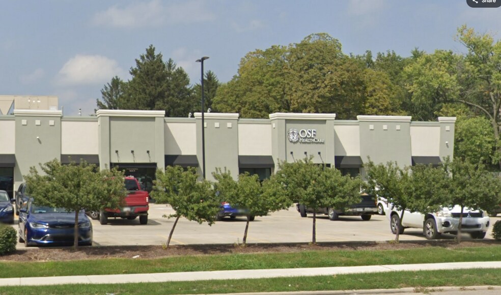 1714 W Springfield Ave, Champaign, IL for lease - Primary Photo - Image 2 of 17