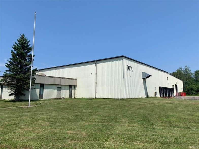 42 Wire Rd, Oswego, NY for sale - Building Photo - Image 1 of 1