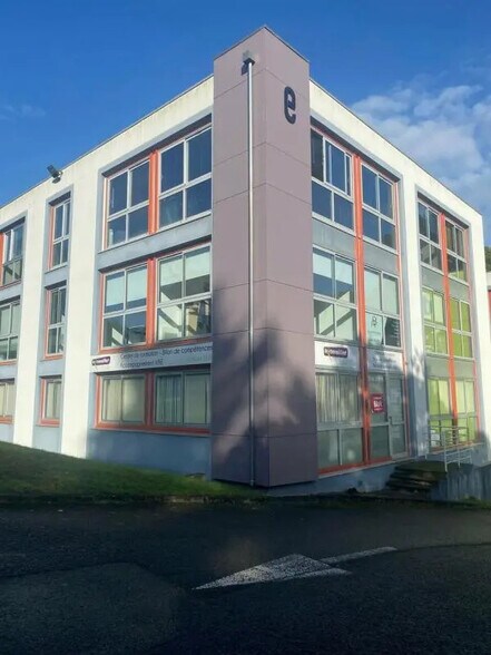 Office in Quimper for lease - Building Photo - Image 1 of 1