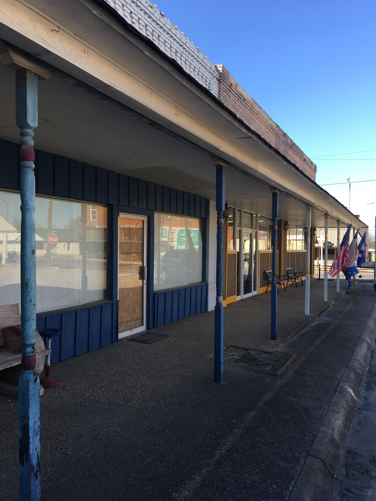 115-117 W Washington Ave, Whitney, TX for sale Building Photo- Image 1 of 1