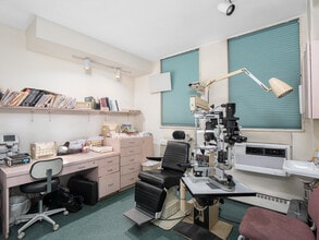 20-28 E 68th St, New York, NY for lease Interior Photo- Image 2 of 7