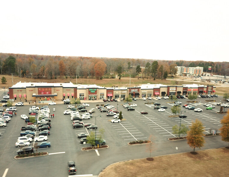 2574 Christmasville Cv, Jackson, TN for lease - Building Photo - Image 2 of 4