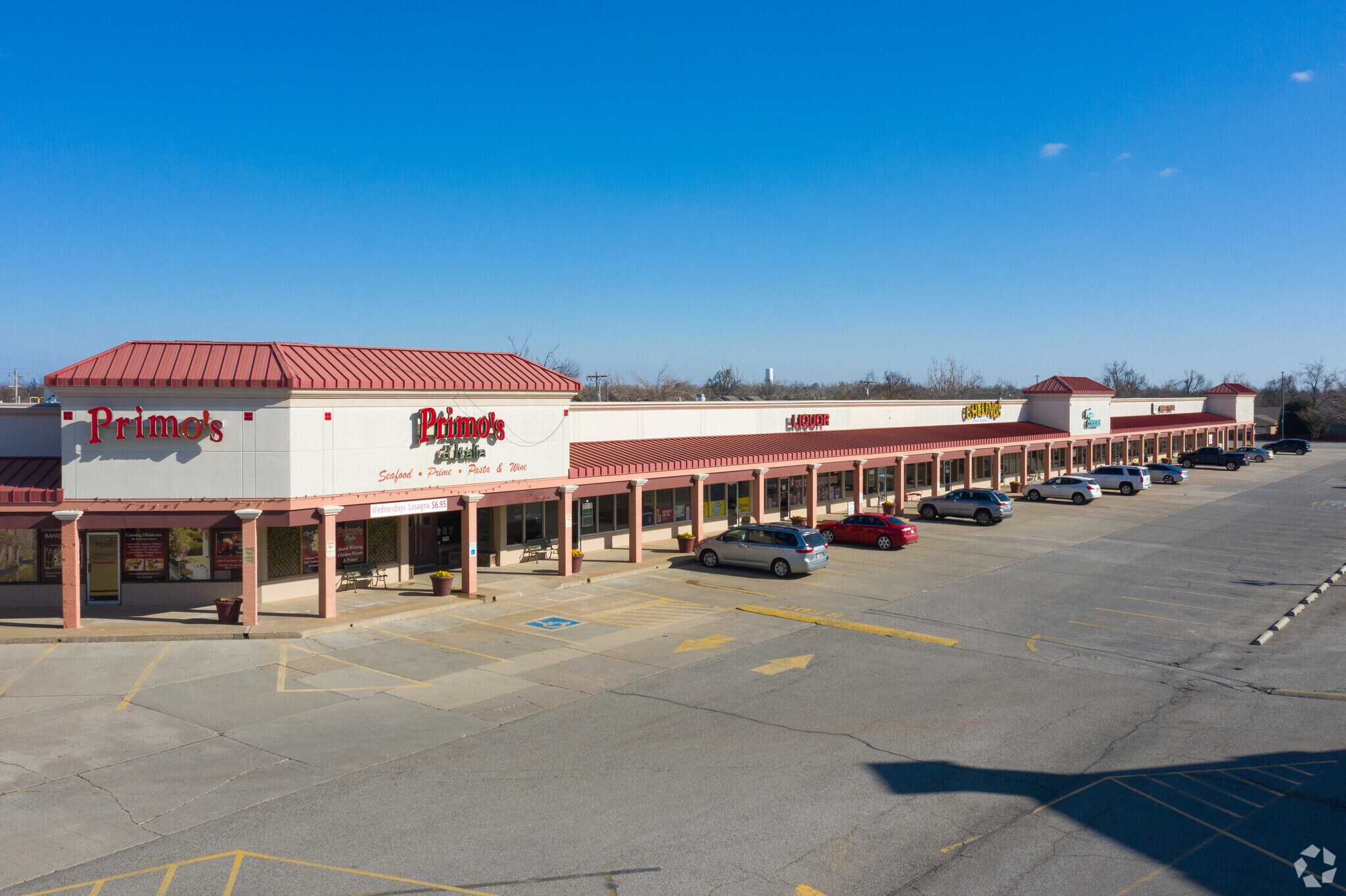 1107 Garth Brooks Blvd, Yukon, OK 73099 Chisholm Shopping Center